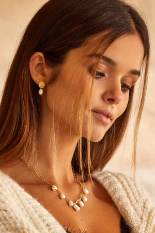 Model wearing Pearly Earrings – everyday minimal elegance
